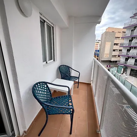 شقة Piso Centrico Y Cerca De La Playa. بينايدورم