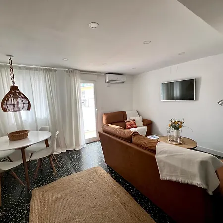 Piso Centrico Y Cerca De La Playa. Μπένιντορμ